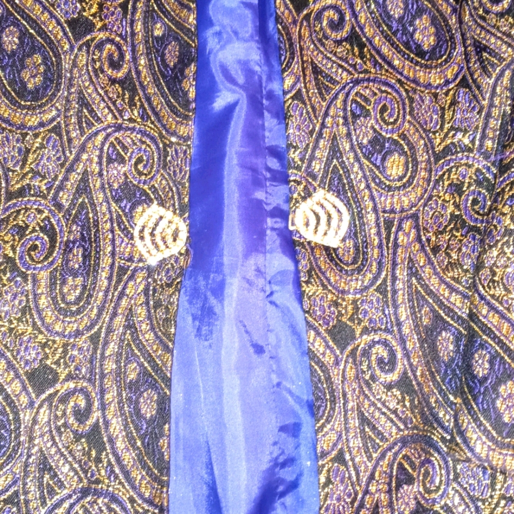 BEAUTIFUL SKIRT SUIT